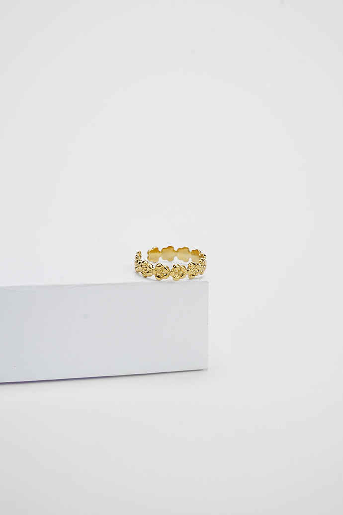 Gilded Essence Ring