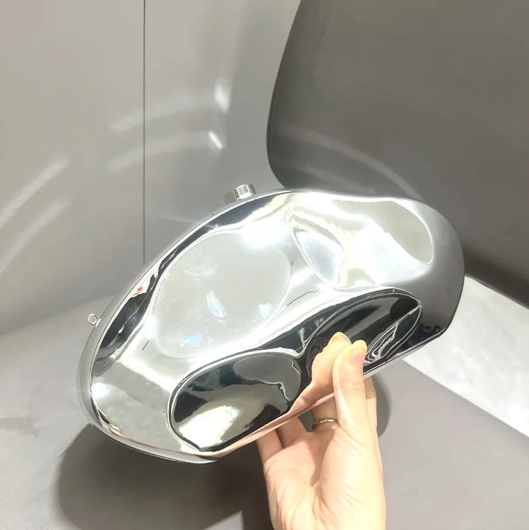 Pebble Clutch